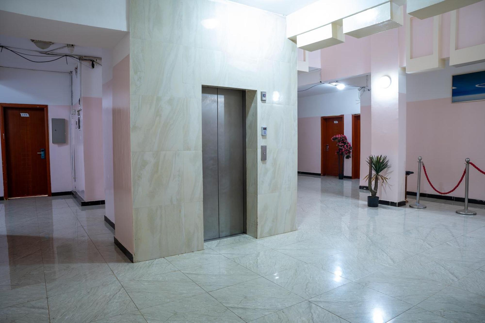 Comfort Hotel Djibouti City Esterno foto